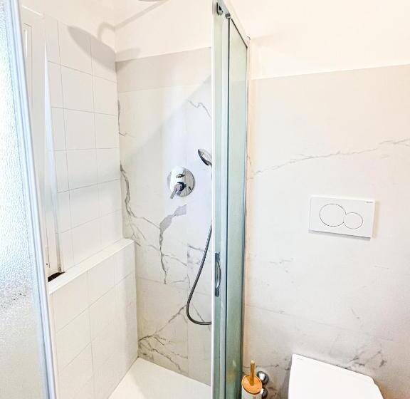 اتاق استاندارد سه نفره, Ciao Bella Roma Airport Guesthouse