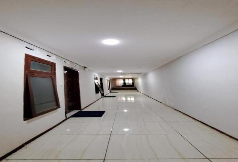 豪华房间, Guest House Nusa Indah Batu Malang