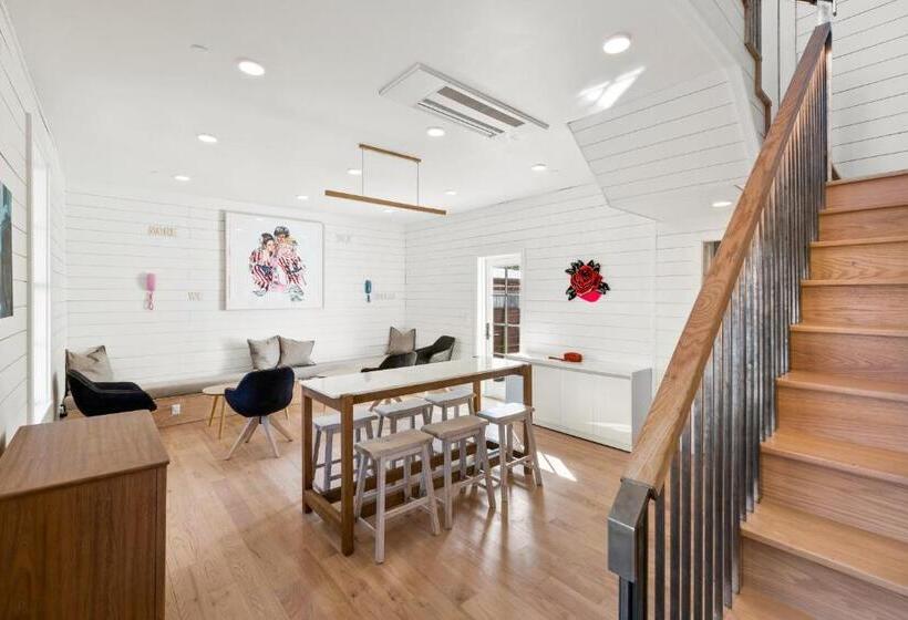 1베드룸 아파트 1층, Boutique Room Steps From Downtown Mall Rose Jean Room 1