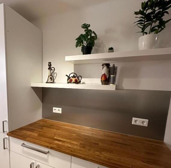 带2个卧室的公寓, Green Paradise & Cozy Retreat Salzburg With Free Parking