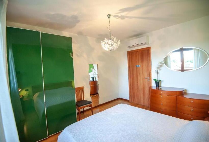 اتاق استاندارد, Monica Casa Vacanza