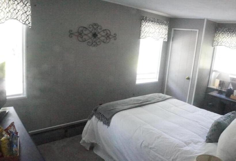 스탠다드 룸, The Frogtown Inn