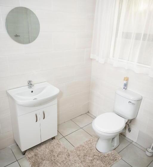 Quarto Familiar, Faces Guesthouse La Provance