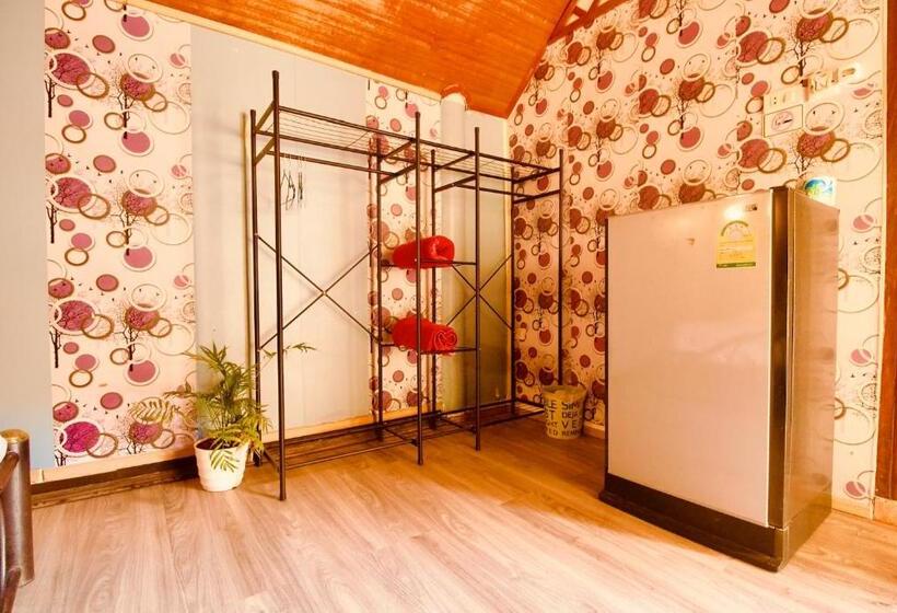 Quarto Estandar Cama King, Havana Nights Phi Phi