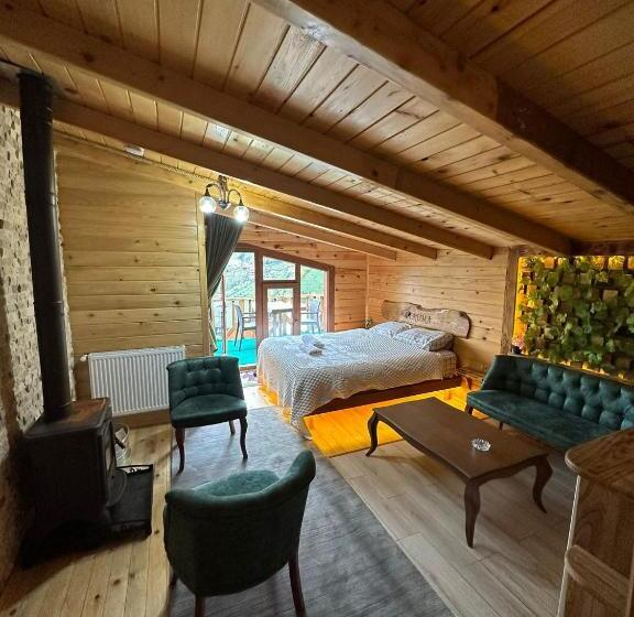 标准间带阳台, Peruma Otel Bungalov