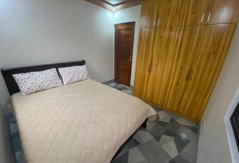 Семейный Номер, Luxurious & Spacious Guesthouse