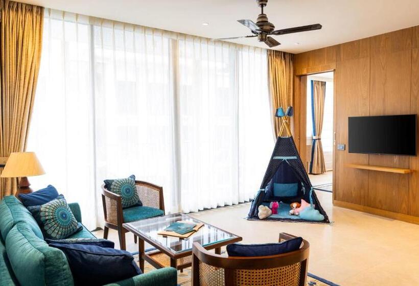 Люкс 2 Спальни, The Astor   All Suites Hotel Candolim Goa