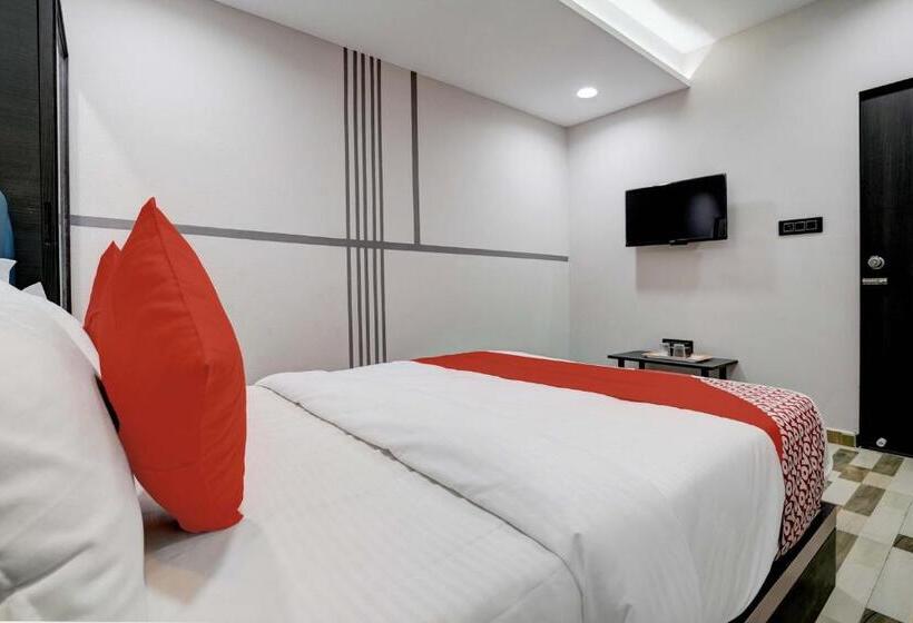 Номер Стандарт, Oyo Flagship Hotel Lavish