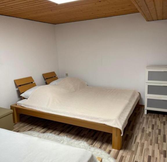 Четырехместный Номер Классик, Familienhaus