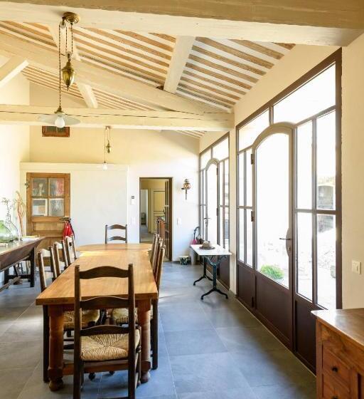 Номер Стандарт, Room In A Farmhouse   Private Bathroom   By Feelluxuryholidays