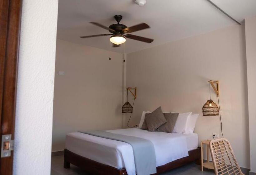 اتاق لوکس, Viajero Huacachina Hostel