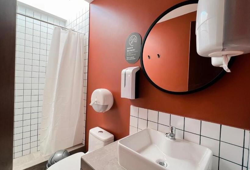 اتاق استاندارد, Viajero Huacachina Hostel