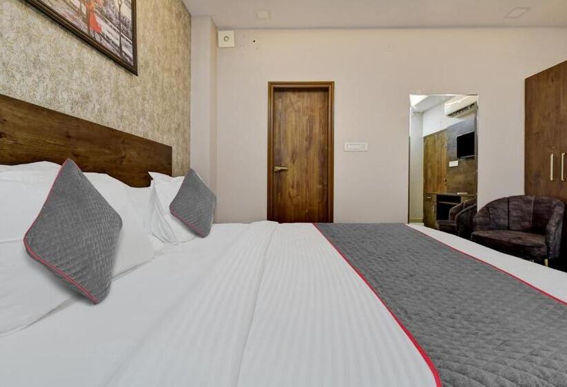 اتاق کلاسیک سه تخته, Townhouse 1268 Hotel Priyaj