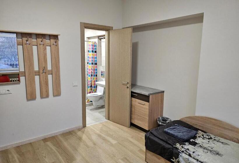 اتاق سوپریور, Kauno Apartamentai King Size Bed