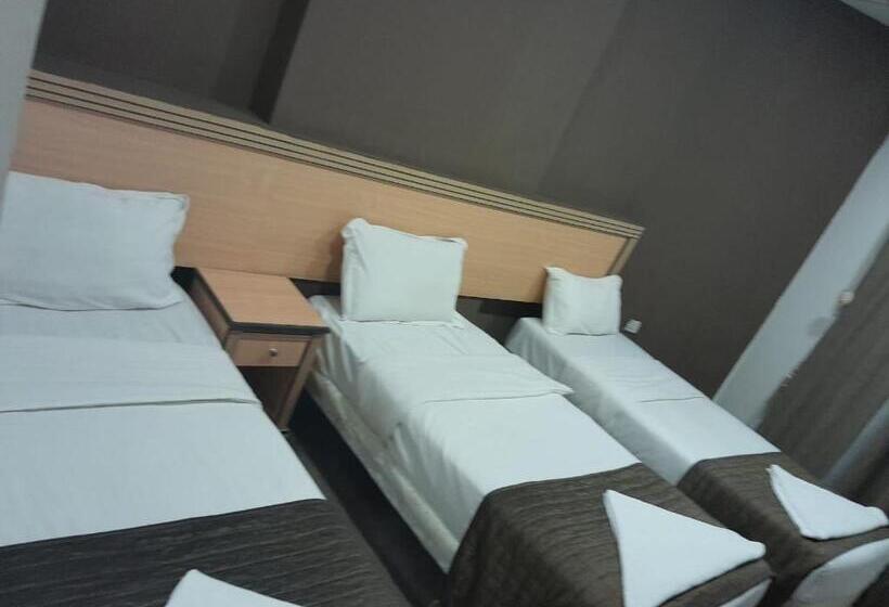 Economy Quadruple Room, فندق رحاب المحبة
