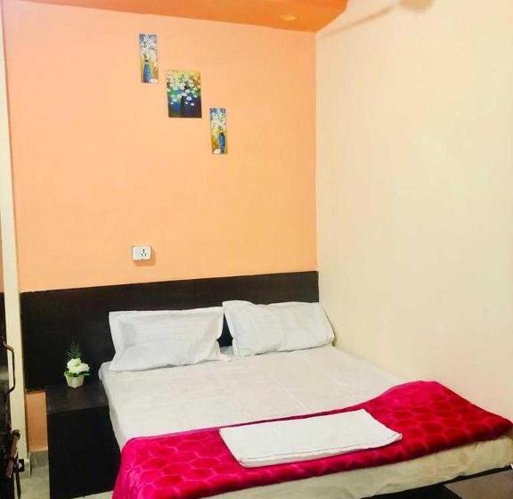 اتاق کلاسیک سه تخته, Oyo The Bliss Guest House & Restaurant