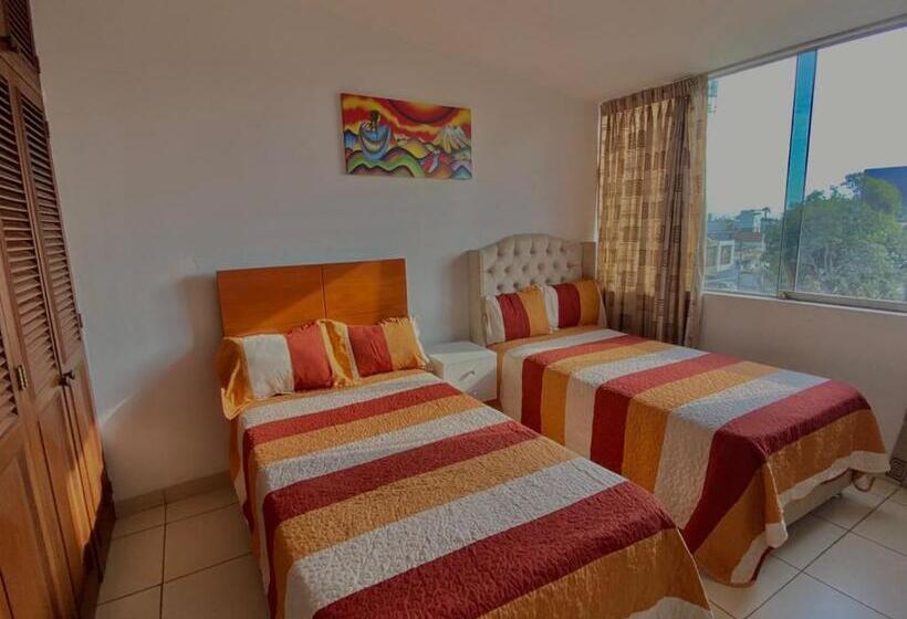 اتاق اکونومی, Residencia Monterrico