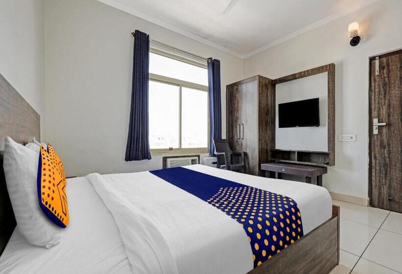 标准间, Spot On 81139 Hotel Pearl Inn