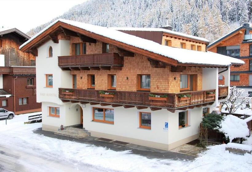 Номер Стандарт с Балконом, Haus Moostal