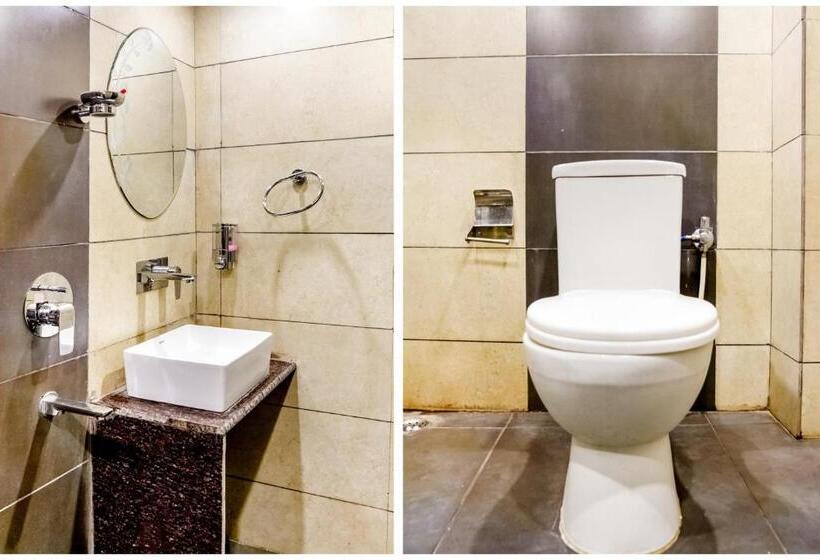 اتاق استاندارد, Capital O Hotel Komal Palace