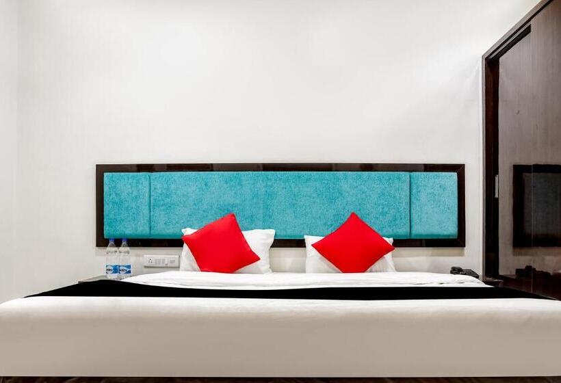 اتاق استاندارد, Capital O Hotel Komal Palace