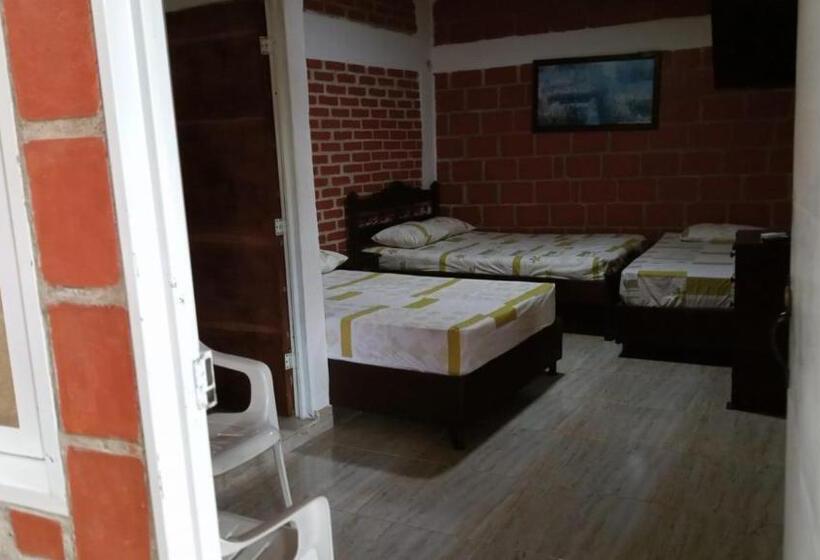 패밀리 룸, Hostal Villa Aurora