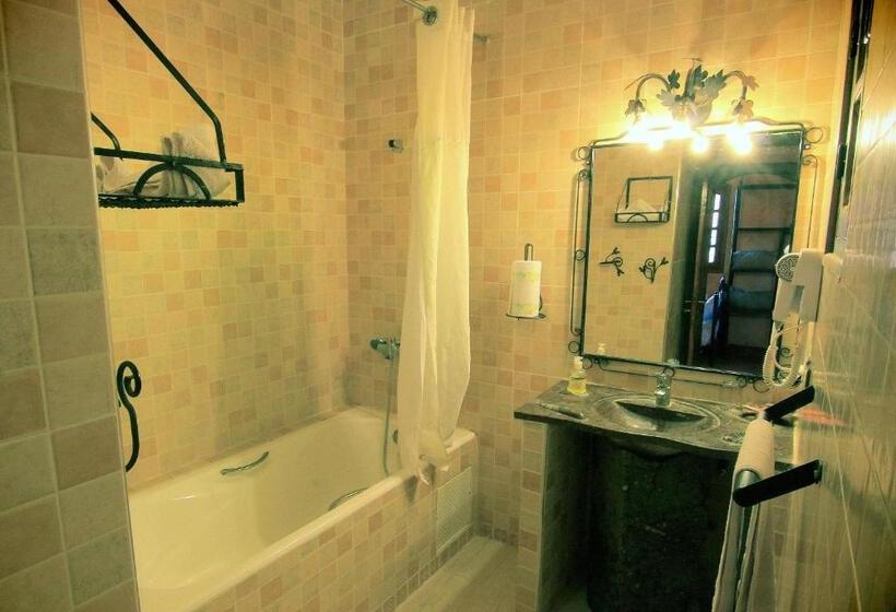 Номер Стандарт Трехместный, Riad Nezha