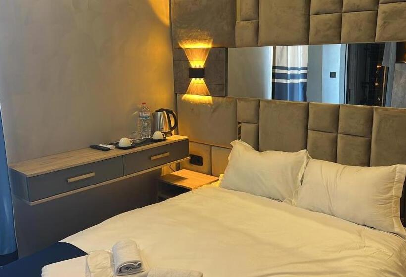 Номер Deluxe, Sosyete Butik Otel