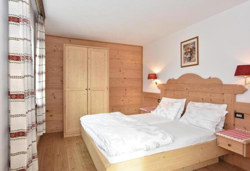 Apartamento 1 Quarto Rés-do-chão, Villa Mirabell