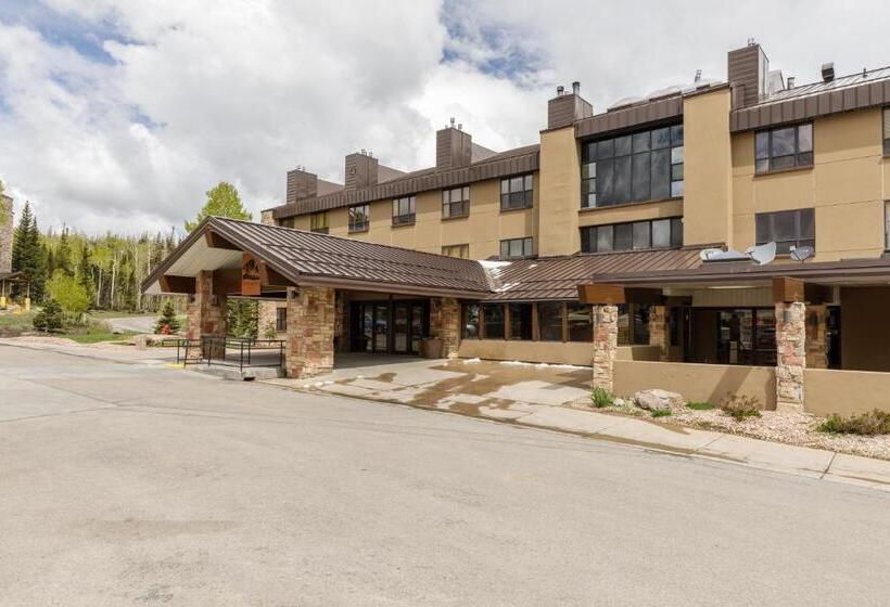 Студио Стандарт с Видом, King Suite   4 Guest   Hot Tub   Pool   Free Shuttle   Cedar Breaks Lodge