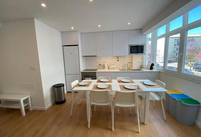 Номер Стандарт, Carcavelos Beach Walking Distance Room