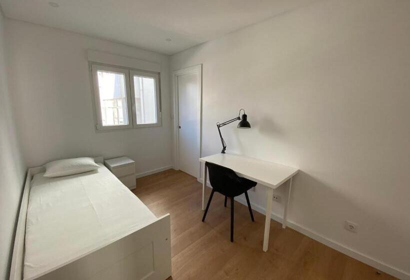 Номер Стандарт, Carcavelos Beach Walking Distance Room