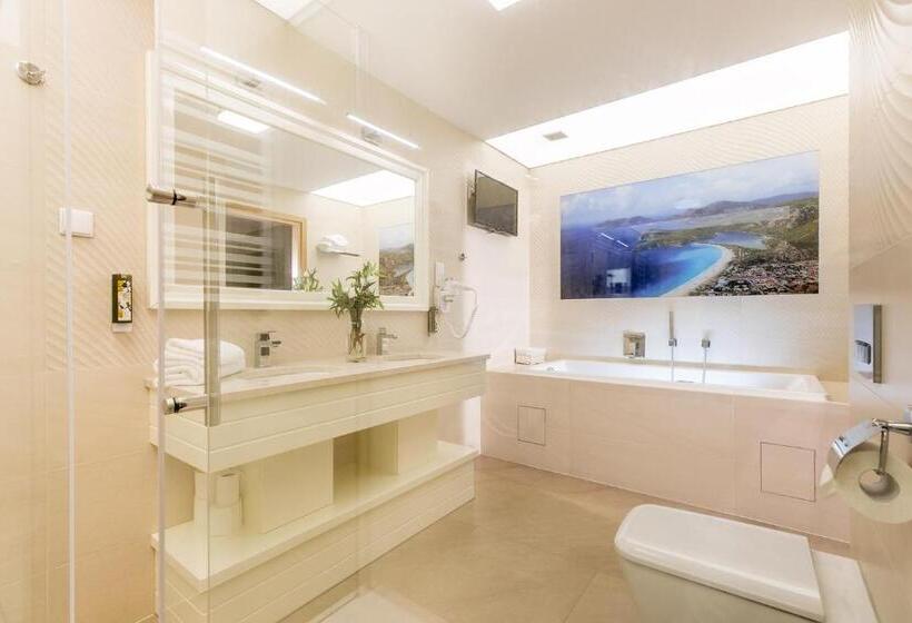 Deluxe Suite, Amazonka Conference And Spa