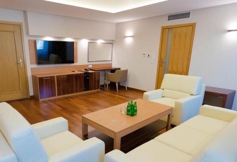 Люкс, Amazonka Conference And Spa