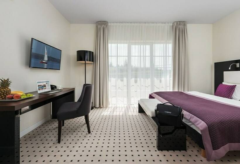 Номер Deluxe Вид на Сад, Boutique Apartmenty M&m
