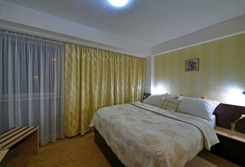 غرفة قياسية, šariš