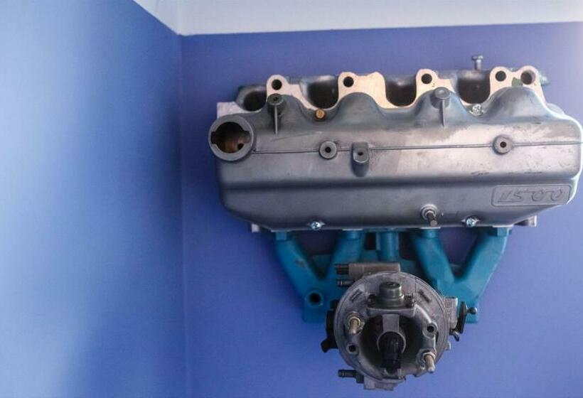 Номер Стандарт, Garage