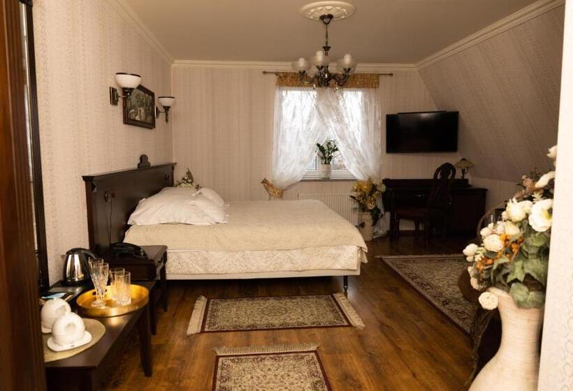 Номер Deluxe, Oławian