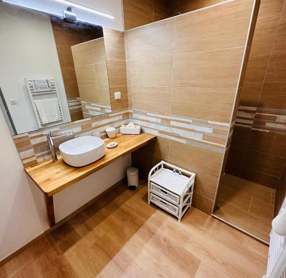 Номер Стандарт с Террасой, Chambres D Hôtes Les Vernayes