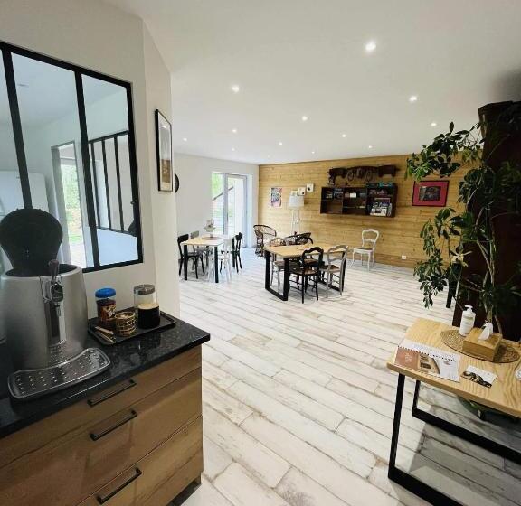 Номер Стандарт с Террасой, Chambres D Hôtes Les Vernayes
