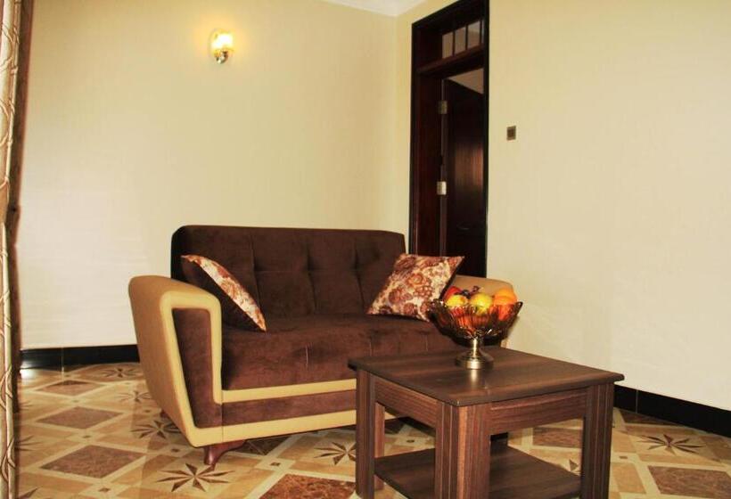 آپارتمان 1 خوابه, Serene Courts Hotel Kitende Uganda