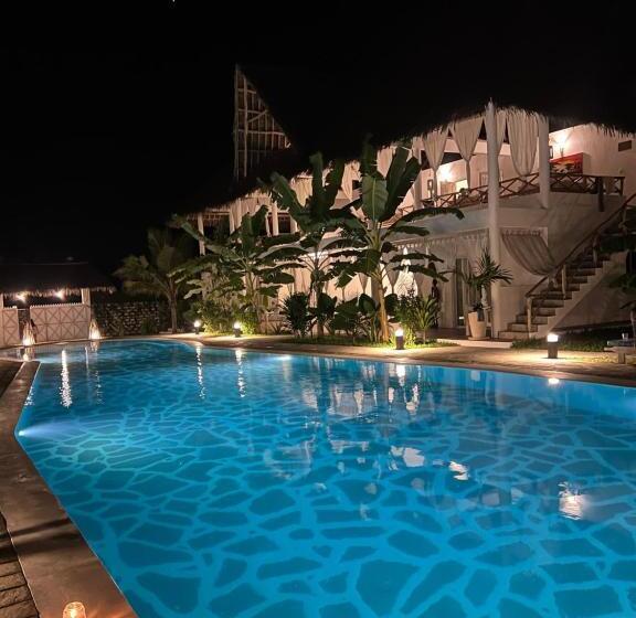 ویلای لوکس 1 خوابه, Villa Natasha Jua