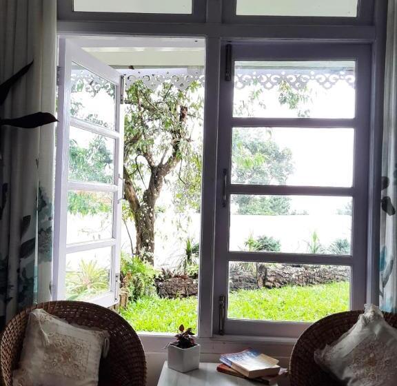 Номер Стандарт Вид на Сад, Aaravi Garden Homestay