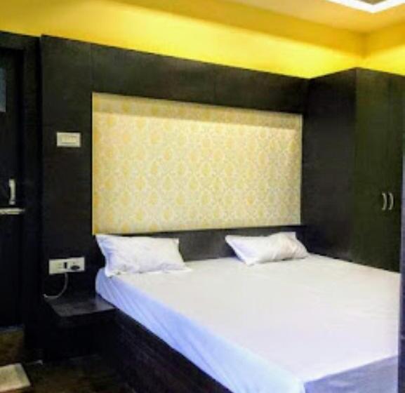 스탠다드 트리플 룸, Bhargav Residency , Guwahati
