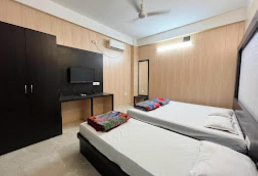 带3个卧室的套间, Bhargav Residency , Guwahati