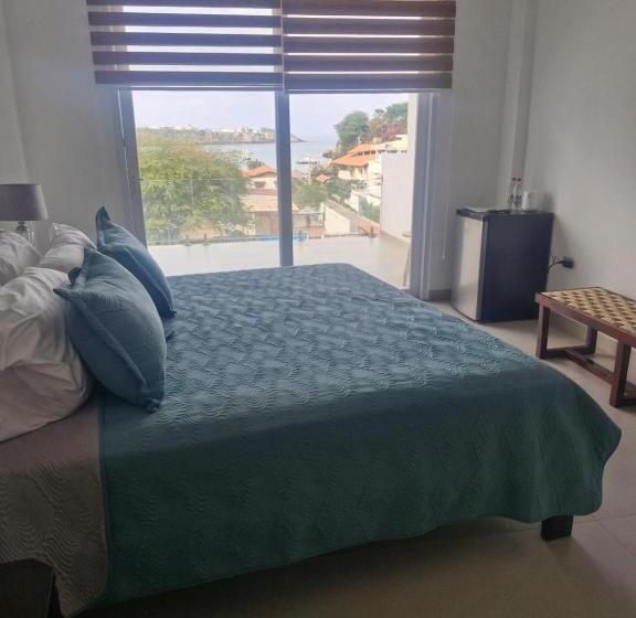 اتاق لوکس با بالکن و چشم‌انداز دریا, Casa Lobster Bay