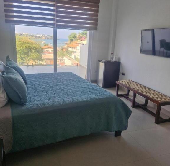 اتاق لوکس با بالکن و چشم‌انداز دریا, Casa Lobster Bay