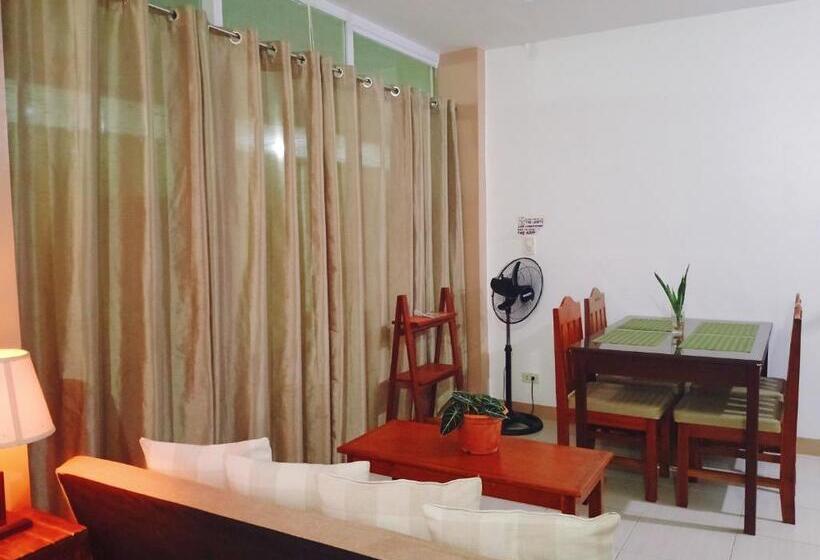 اتاق سوپریور چهار تخته, Mariana Condotel