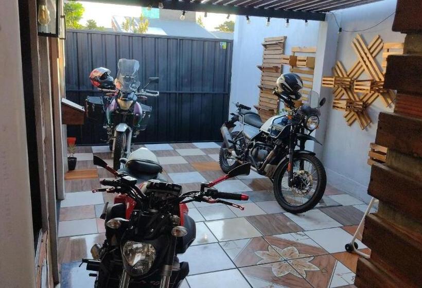 Кровать в Общей Комнате, Hostel Acogedor Cerca De Posadas