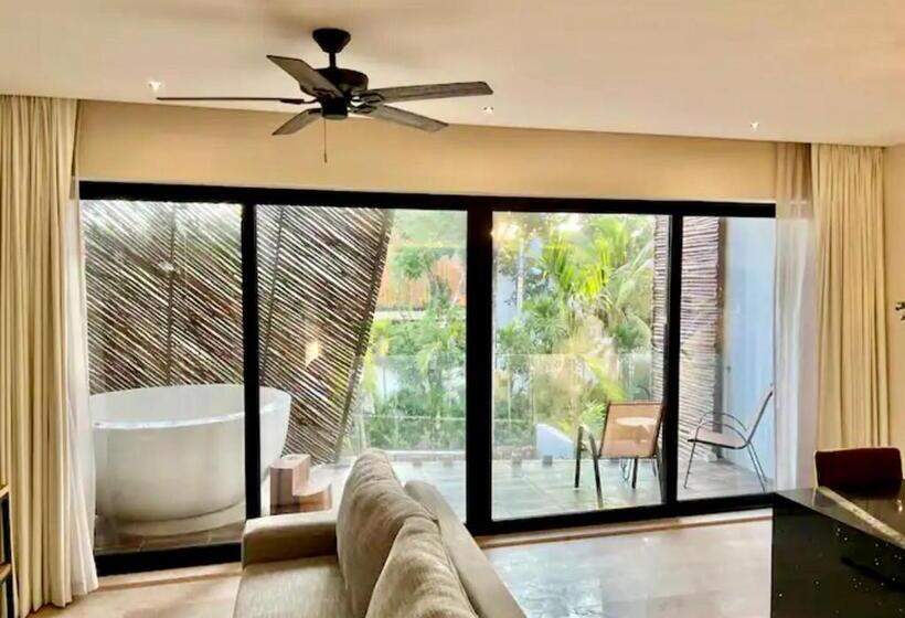 スイート, Sky Tulum Condo K104